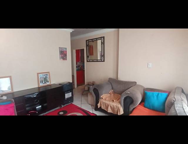 3 BEDROOM HOUSE FOR SALE IN GEELHOUTPARK